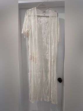 Shyanne Ivory Lace Maxi Duster